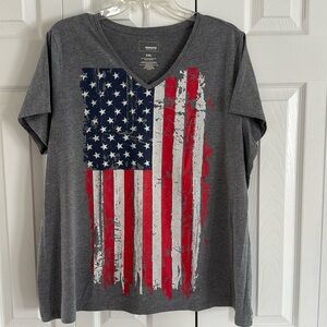 *LIKE NEW* Sonoma Goods for Life Women's Patriotic Flag V-Neck Tee - Size XXL